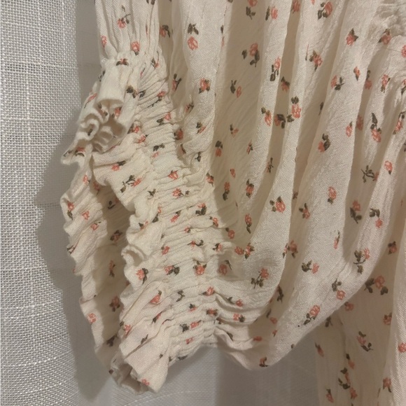 Billabong Floral Peasant Blouse - Picture 3 of 5